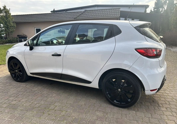 Renault Clio cena 35900 przebieg: 74400, rok produkcji 2018 z Ząbki małe 497